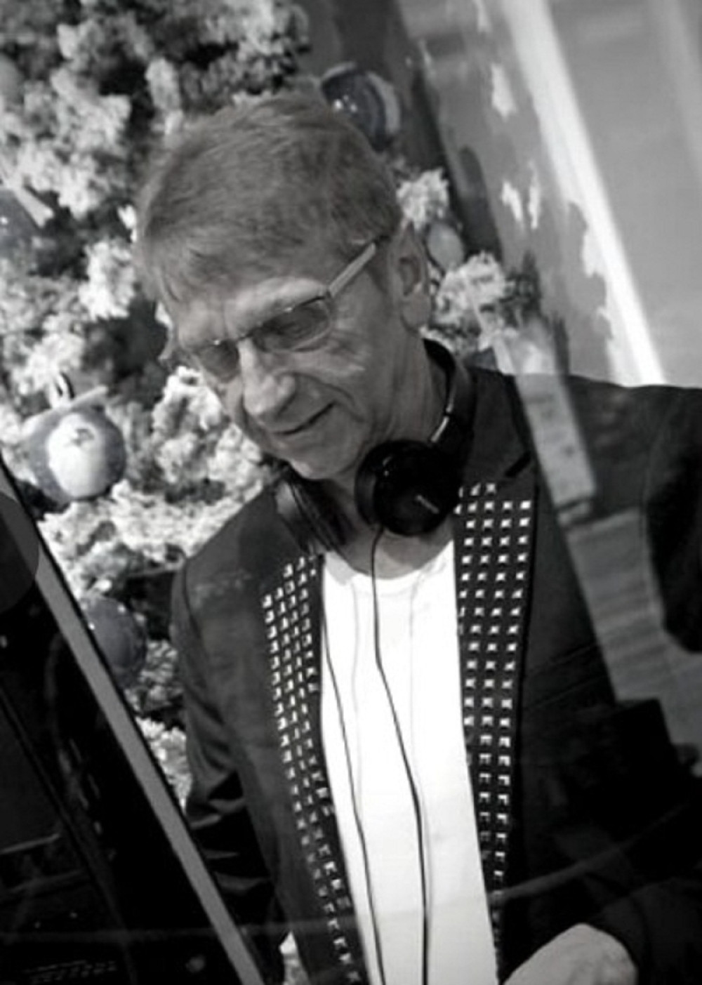 Potresna ispovest supruge preminulog pevača : "Dobio je sepsu... Kao da mu je staklo seklo pluća!"