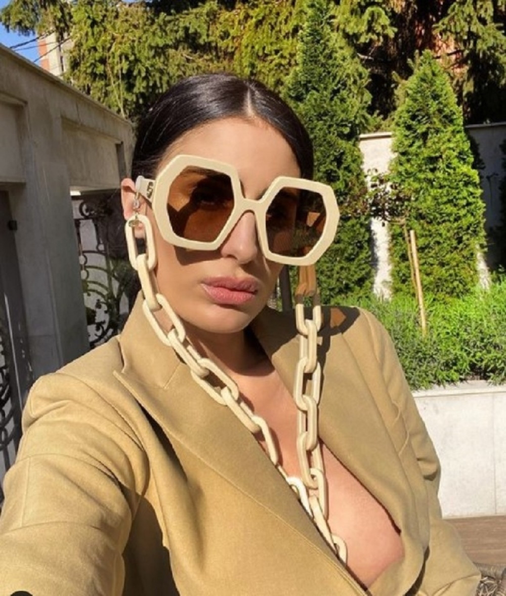 Didi Džej progovorila o teškoj godini, pa otkrila da je preplakala trudnoću, evo i zašto! (FOTO/VIDEO)