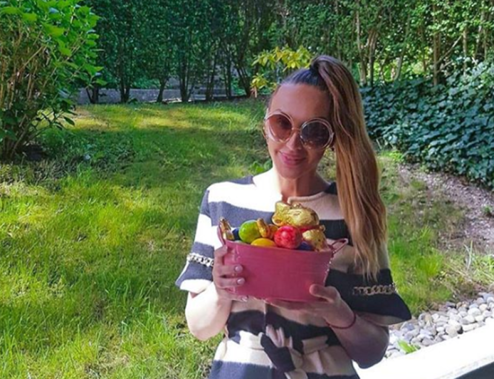 Goga Sekulić provodi Uskrs sa porodicom u Švajcarskoj: "Trudimo se da našem sinu priredimo bajku!"