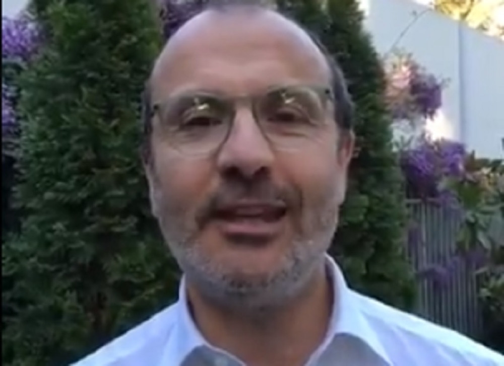 Dirljiva uskršnja čestitka Sema Fabricija (VIDEO)