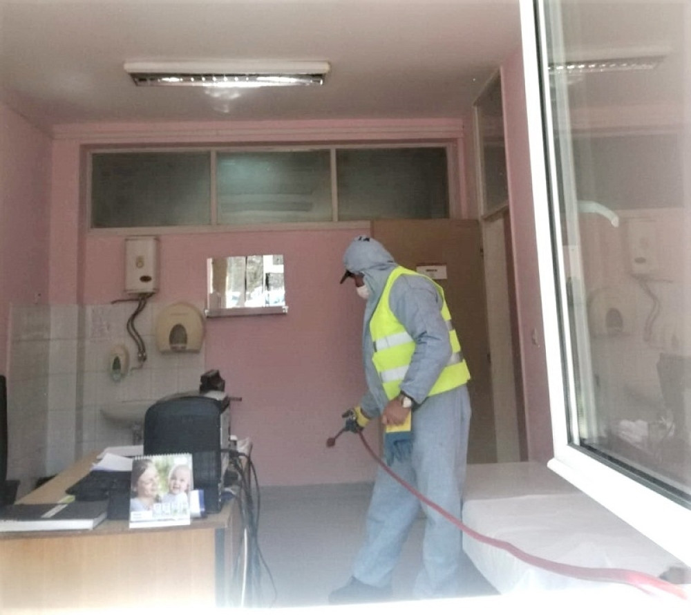 Korona virus ušao u domove, pojedinima zabranjen rad