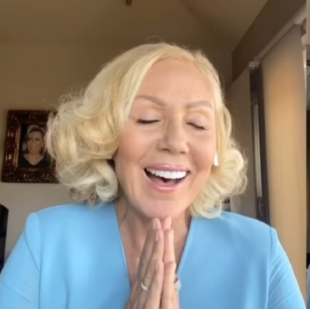 Brena slavi jubilarni 60. rođendan! Čestitke stižu sa svih strana! (FOTO)