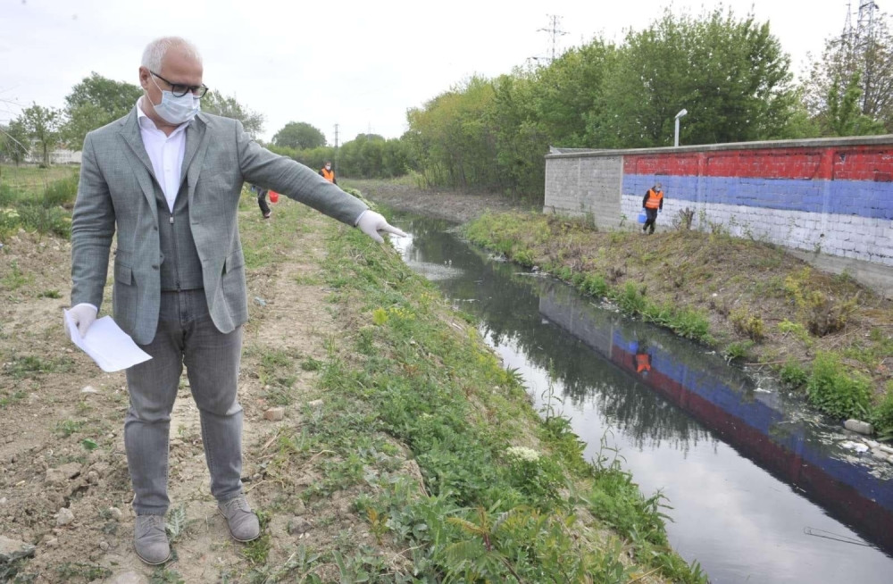 Vesić: U vanrednom stanju borba i protiv komaraca