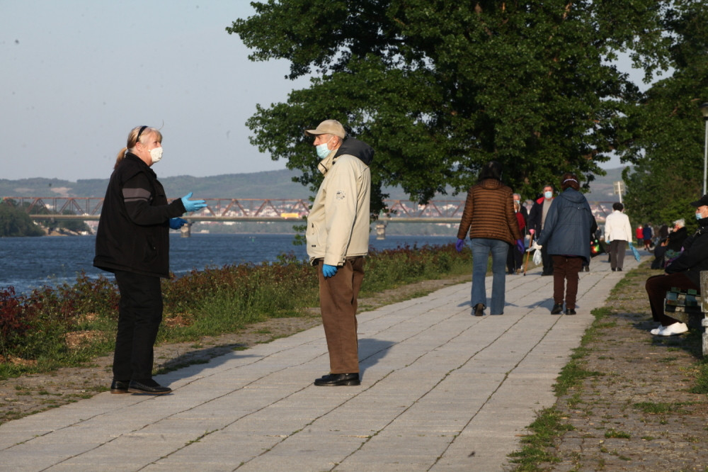 Oprez! Prevaranti su smislili opasan način da vam uzmu penzije!
