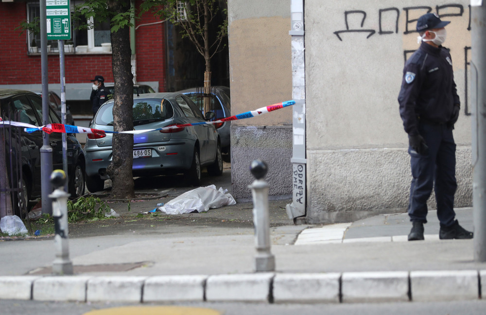 Muškarac udario u drvo i preminuo na mestu, drugi na reanimaciji!