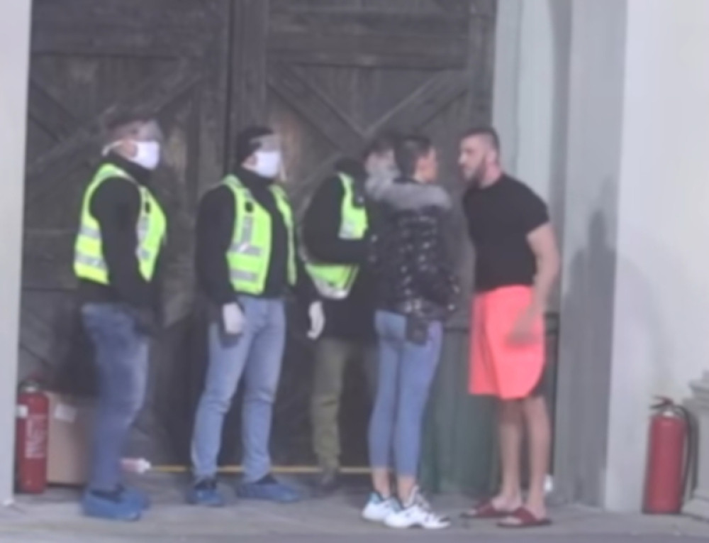 Mina Vrbaški raskinula sa Mensurom, a onda napravila pravi lom u "Zadruzi", zahtevala da izađe napolje!