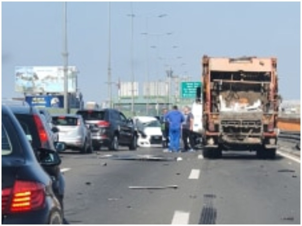 Sudar automobila sa kamionom na Gazeli