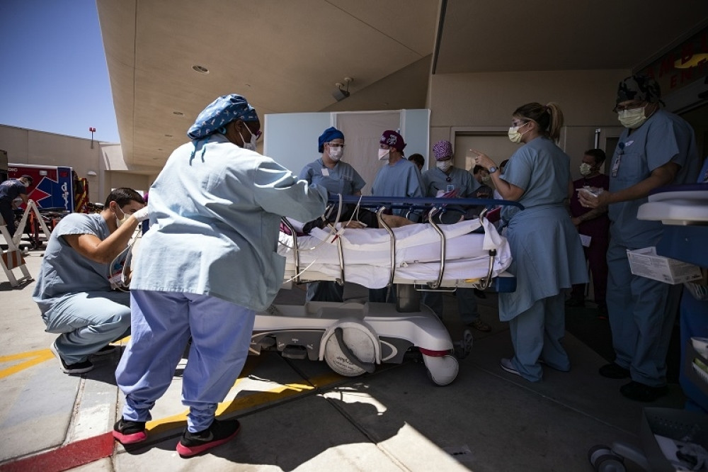 Samo trećina žrtava korone je imala upalu pluća