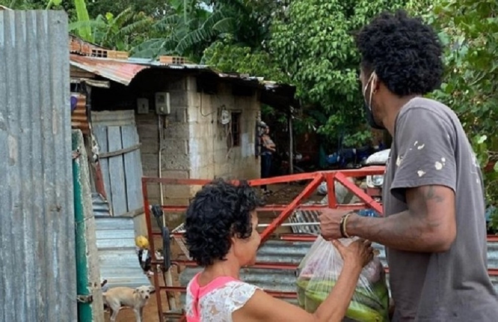 Partizanov košarkaš išao od kolibe do kolibe u Kolumbiji