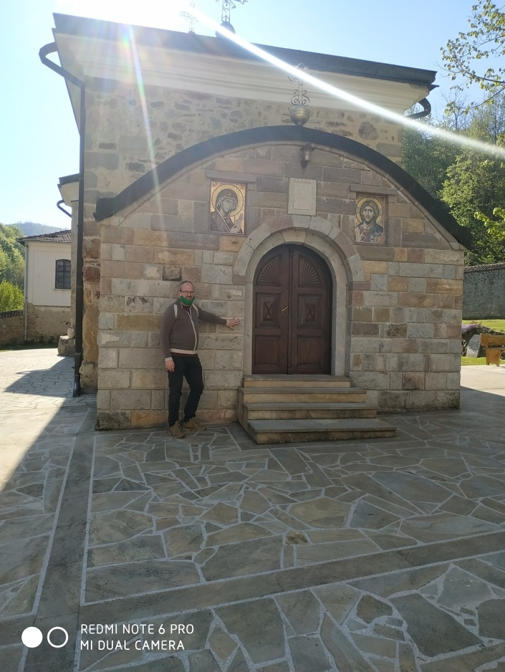 Nove donacije pravoslavnim manastirima - Vitezovi osmeha