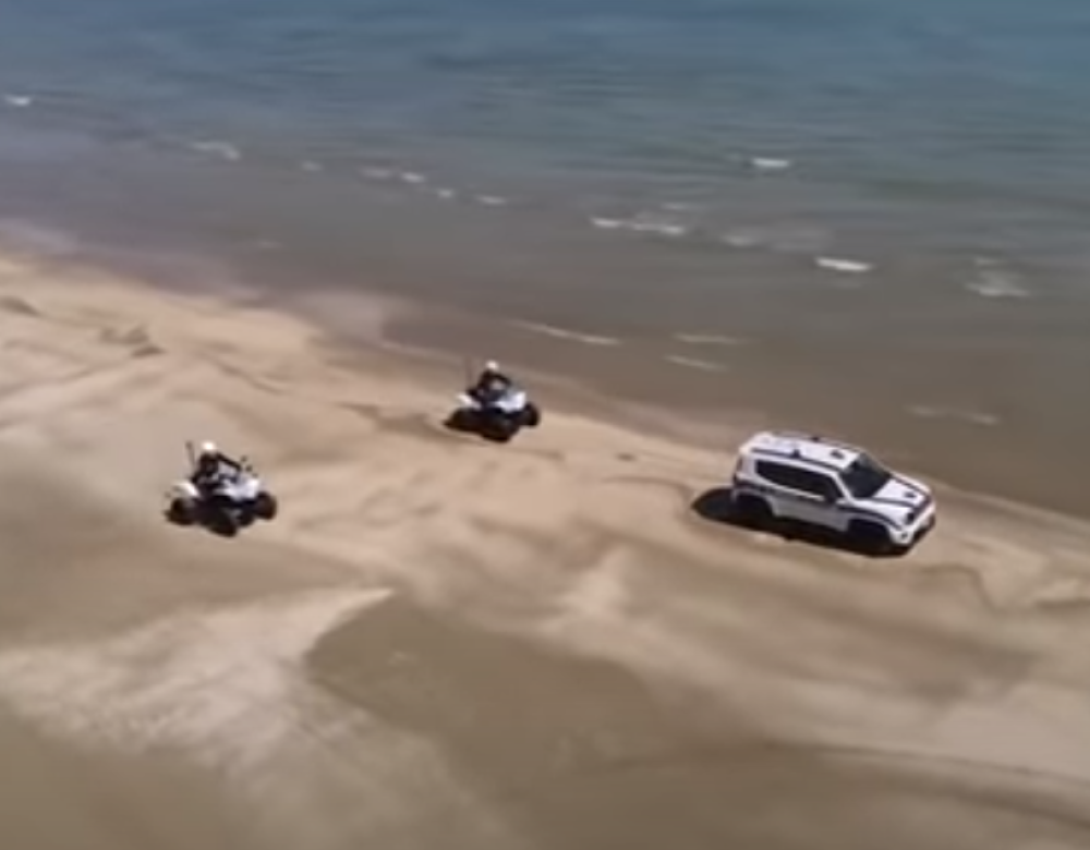 Dronovi, četvorotočkaši i patrole samo zbog jednog čoveka! Spektakularno ili suludo hapšenje, procenite sami! (VIDEO)