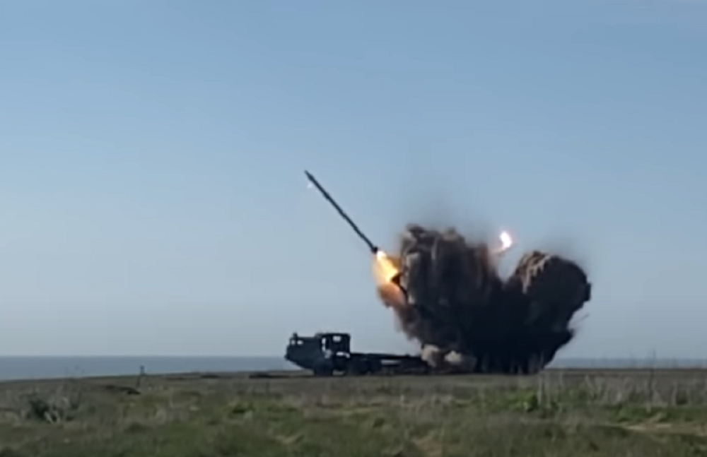 Gađa i ubija pešadiju na udaljenosti od 70 km! (VIDEO)