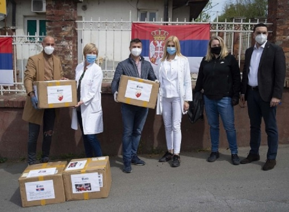 Crvena zvezda obezbedila sezonske karte svim medicinskim radnicima