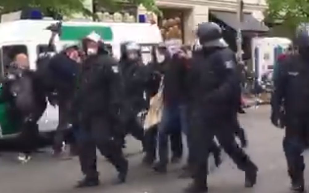 Nemačka policija momentalno reagovala, uhapšeno desetine ljudi, slomljene demonstracije u Berlinu! (FOTO, VIDEO)