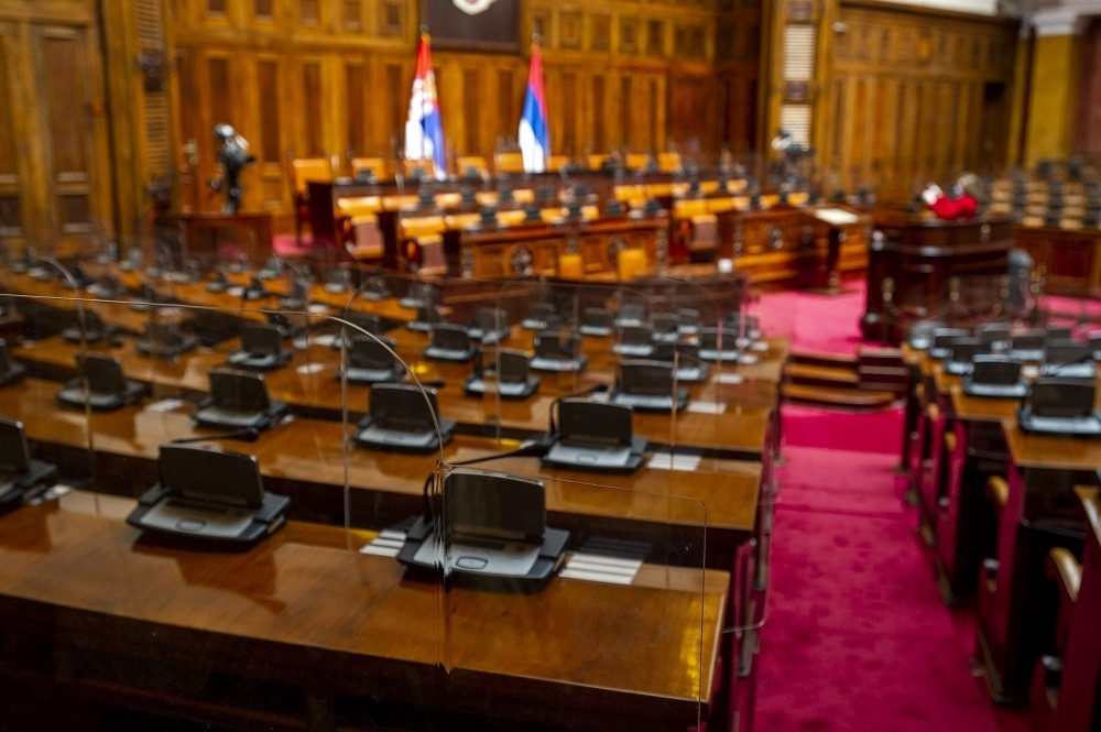 Moguća koncentraciona vlada i novi izbori u Srbiji