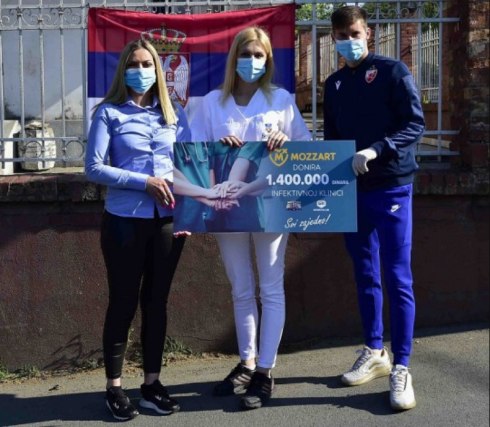 Nikolić predao ček Infektivnoj klinici