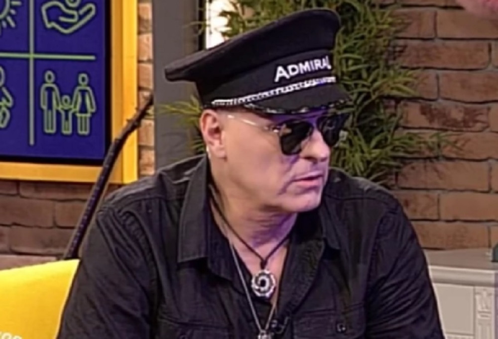 Đorđe David bez dlake na jeziku opleo po kolegi: "Đule je budaletina koja liže kamere!" (FOTO/VIDEO)