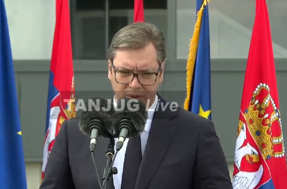 Vučić: Hvala Norveškoj i EU na medicinskoj opremi, ovo ide na jug! (VIDEO)