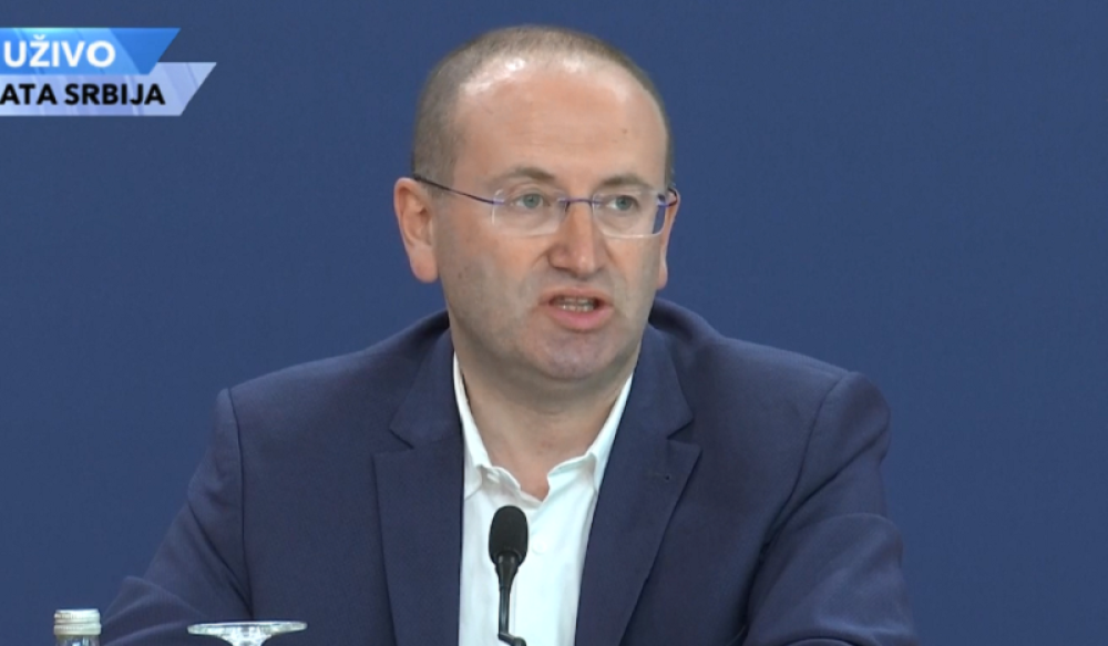 Zoran Gojković upozorava da sada moramo biti oprezniji nego ikad