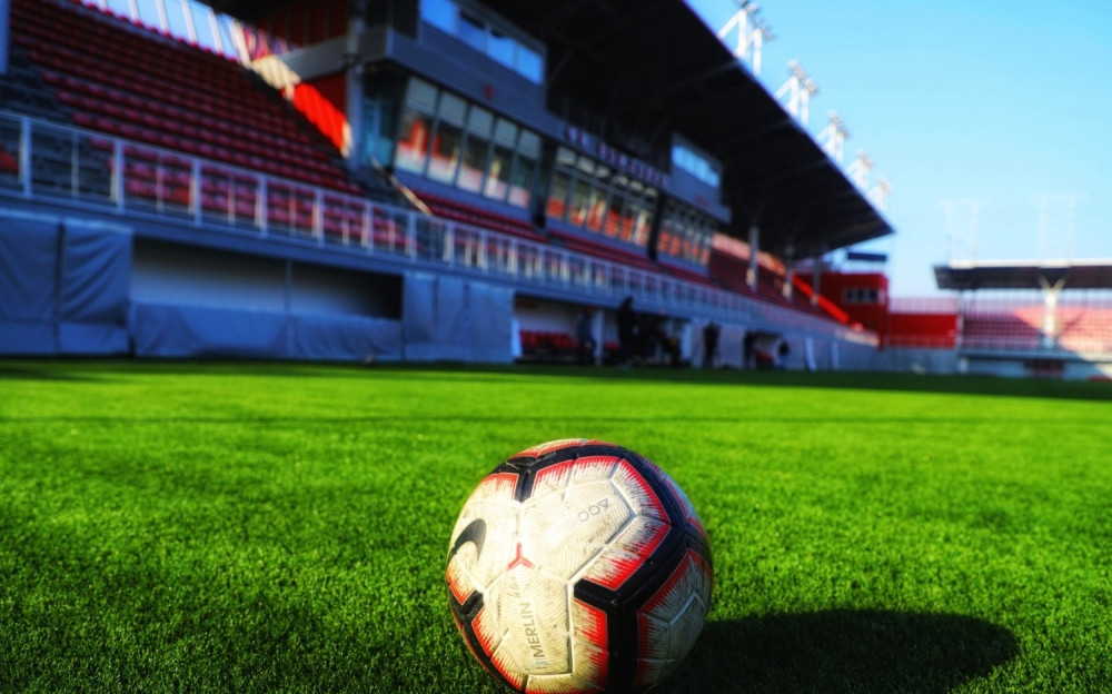 Piroman polio benzinom i zapalio stadion u Srbiji (FOTO)