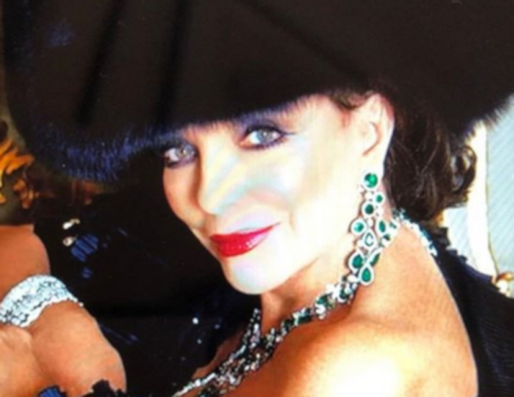 Džoan Kolins se udavala pet puta, uvek je znala kako da udovolji sebi, a njene životne mudrosti, mora znati svaka žena koja drži do sebe!