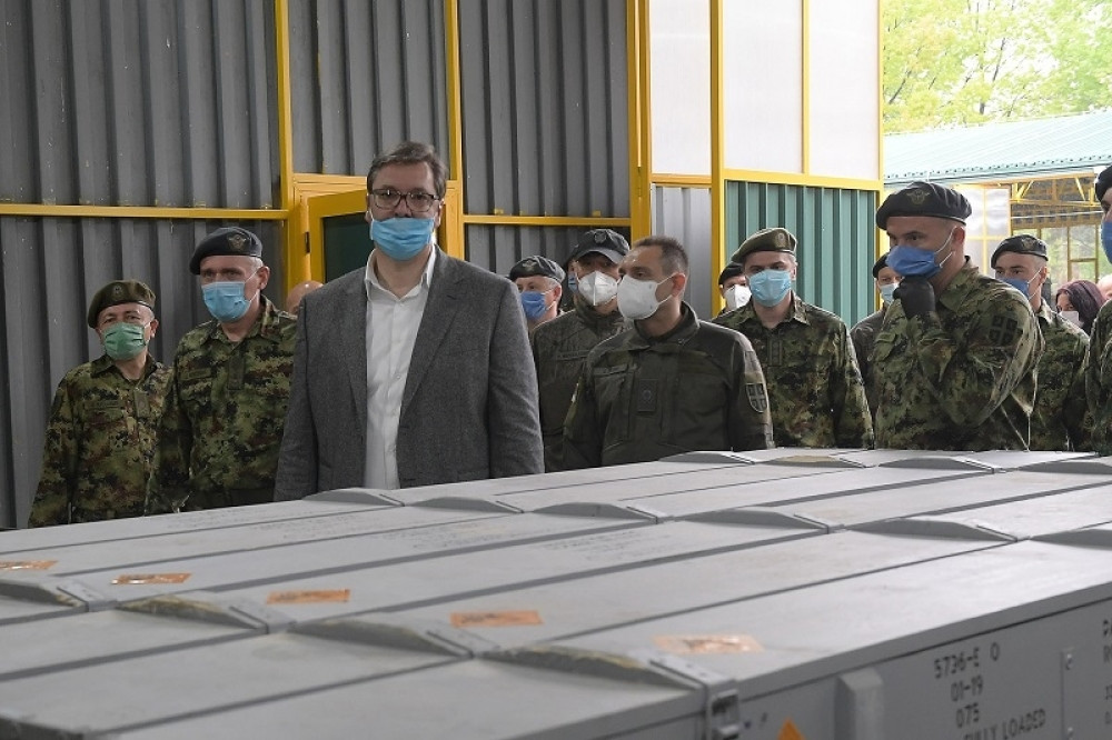 Vučić: Nastavljamo da snažimo našu Vojsku! (FOTO)