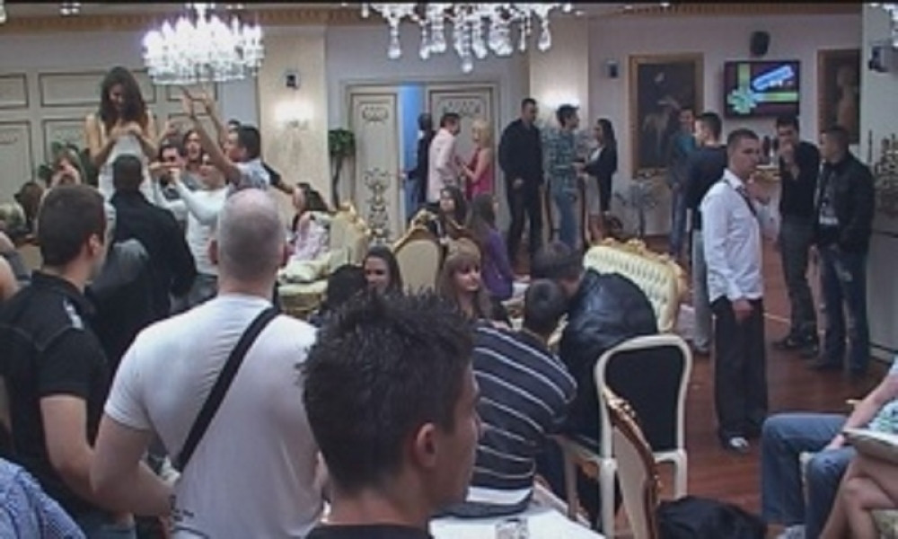 Svadba uživo: Ivan Marinković se ženi, čestitke pljušte kao kiša