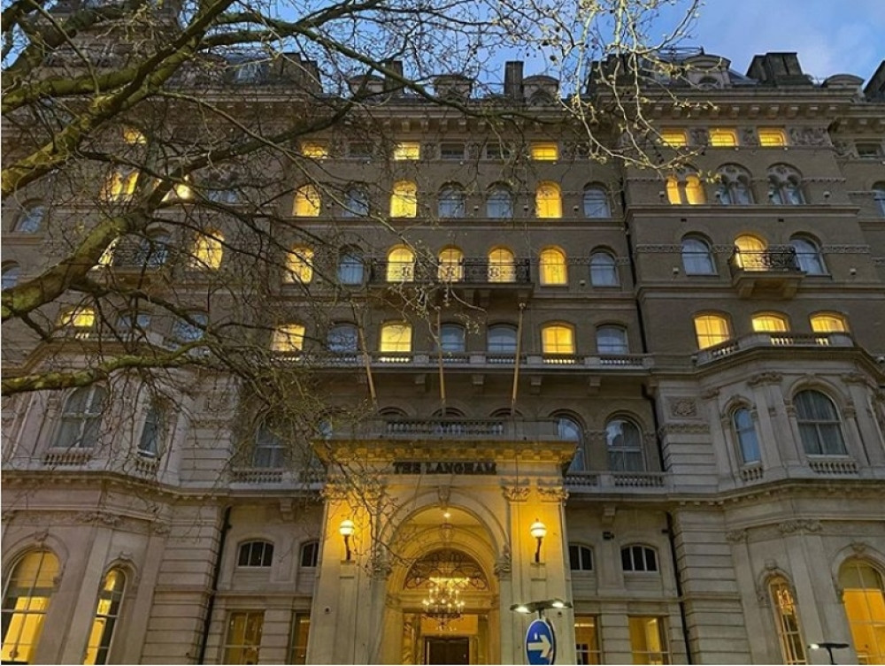 Iza luksuza Londonskog Langama se krije zastrašujuća prošlost! Gosti tvrde da su ih duhovi proganjali tokom noći!