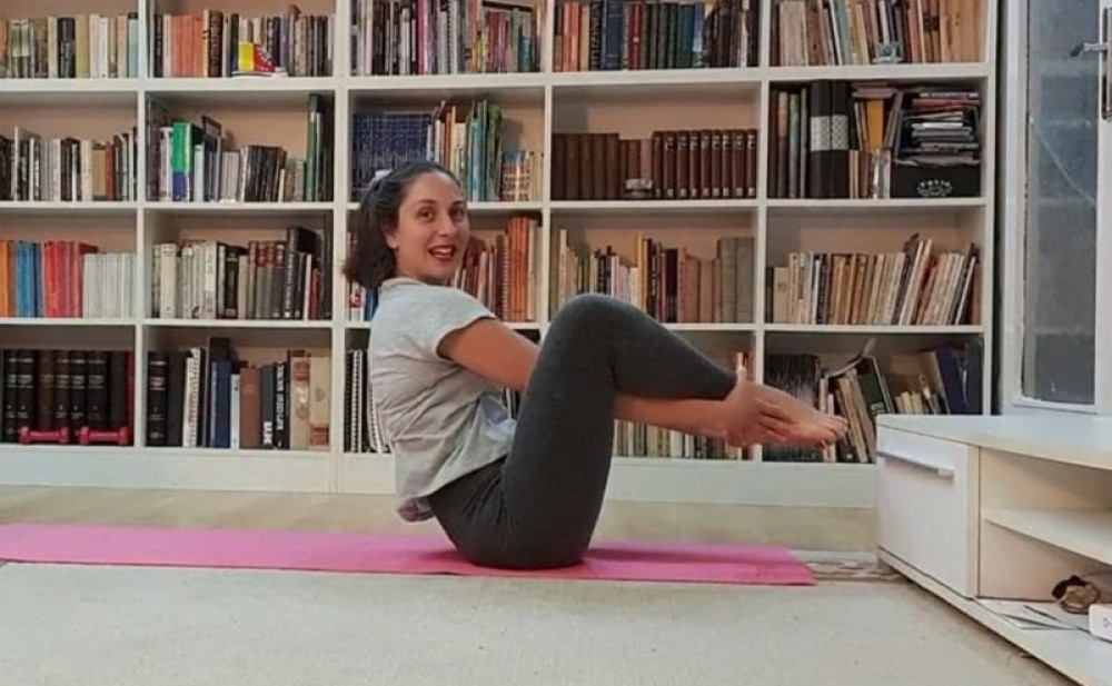 Sada kada mere popuštaju, bitno je posavetovati se sa trenerom o fizičkim aktivnostima: Ana nam je dala savet koji zlata vredi - kod kuće ili u fitnes centre? (VIDEO)