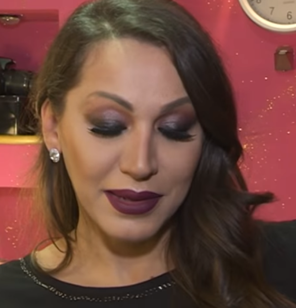 Nestala je iz javnosti zbog burnog javnog života, a gde je sada i šta radi, nekadašnja popularna "Kraljica splavova" (VIDEO)