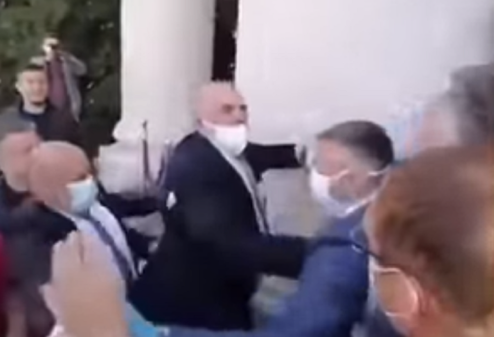 "Organizovana i pripremljena akcija sa ciljem da se zaustavi rad institucija"