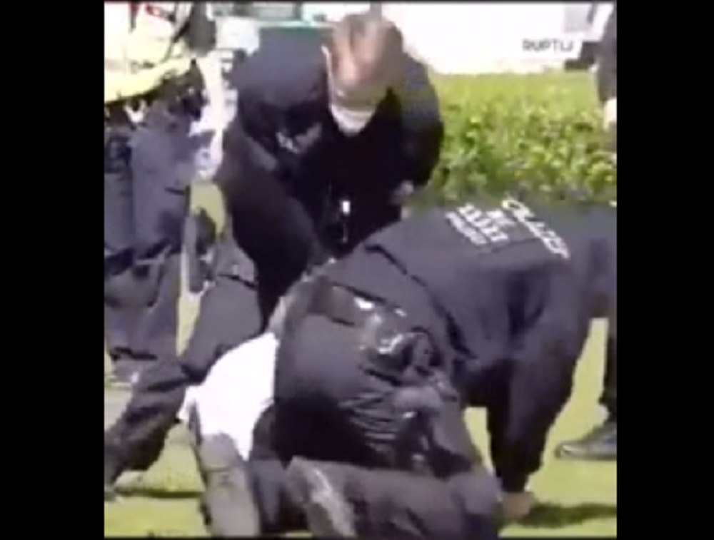 Snimak hapšenja demonstranata iz Nemačke dokaz je da su daleko od demokratije (VIDEO)