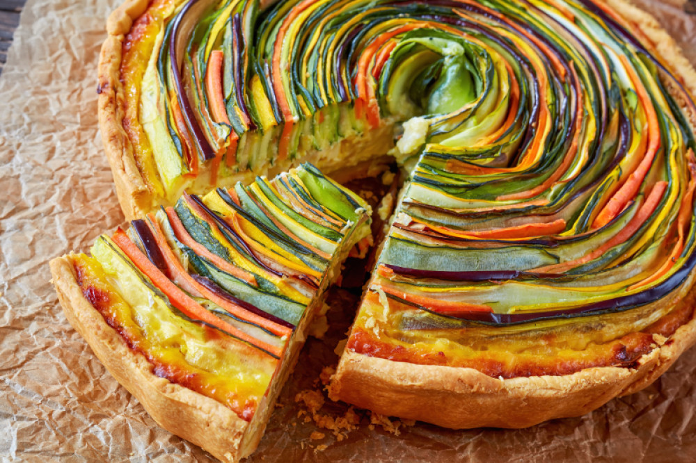 Slana torta od pohovanih tikvica - dekorisano, ukusno, brzo i lako! (RECEPT)