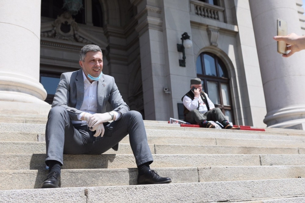 Boško Obradović štrajkuje glađu, Martinović mu pokazao kako se to radi sa razlogom (FOTO)