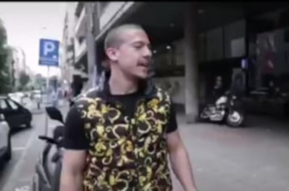 Majka maloletne dece napala Baku Praseta:"Ti si seljak!"