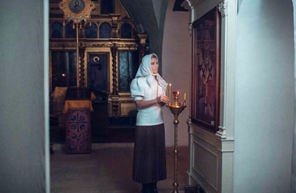 Popularna voditeljka priznala da se bavila prostitucijom, ali to nije sve!(FOTO)