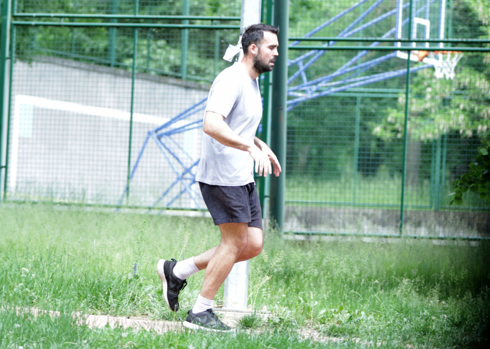 Popularni glumac vežba u prirodi i sprema se za nastavak "Južnog vetra"