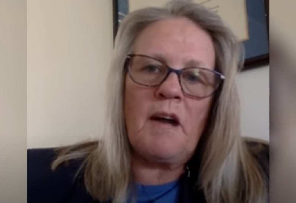 Gospođa Mikovic zapalila Ameriku i napala elitu: Epidemija je deo zavere koju čine Bil Gejts i dr Fauči?