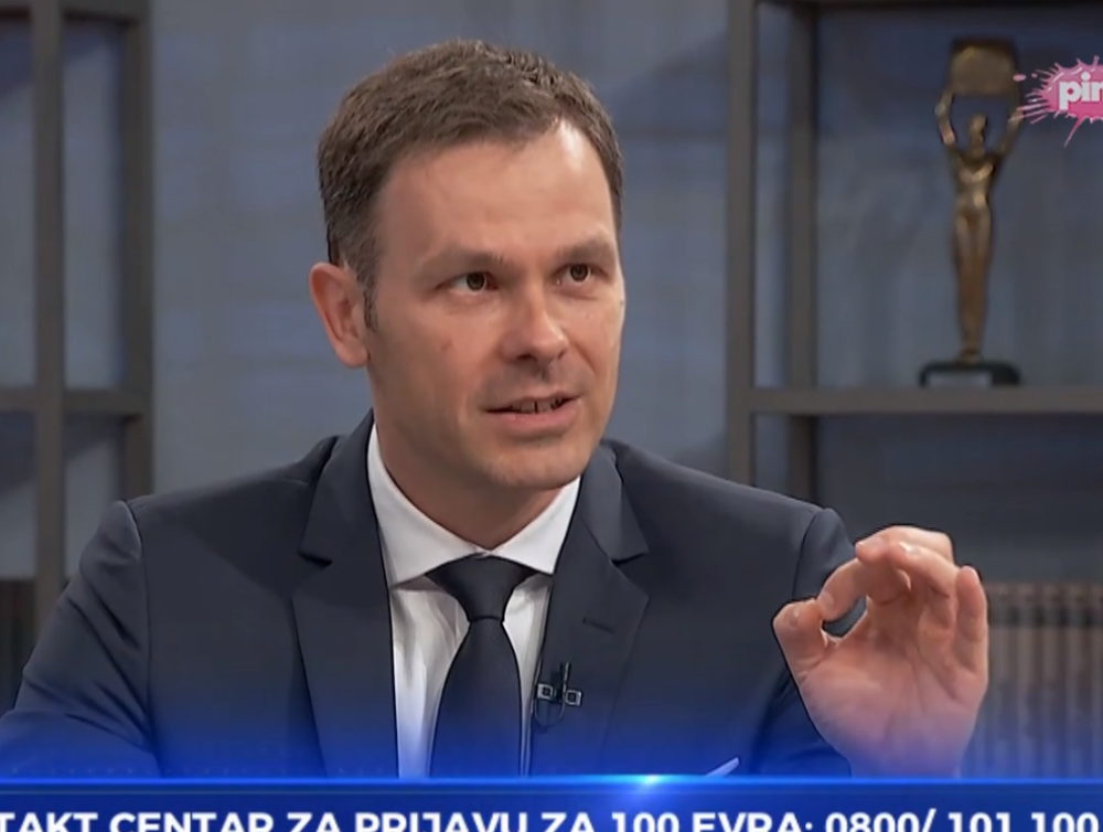 Na račune penzionera danas leže po 100 evra