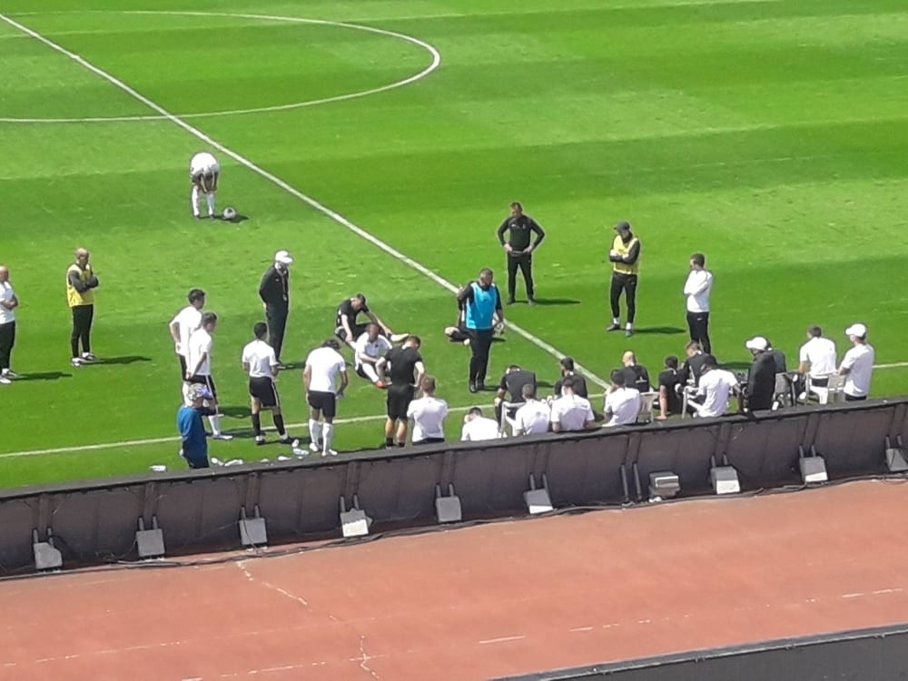 Partizan se podelio u dve ekipe i odigrao meč, Pavlović dobio crveni karton