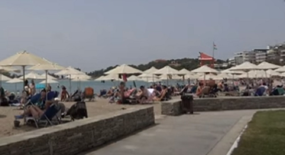 Pune plaže Grka u doba epidemije! (VIDEO)