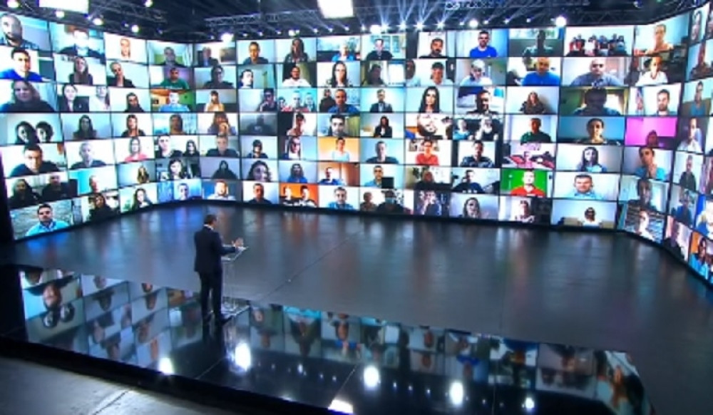 Stotine hiljada ljudi pratilo obraćanje predsednika na startu kampanje! (VIDEO)