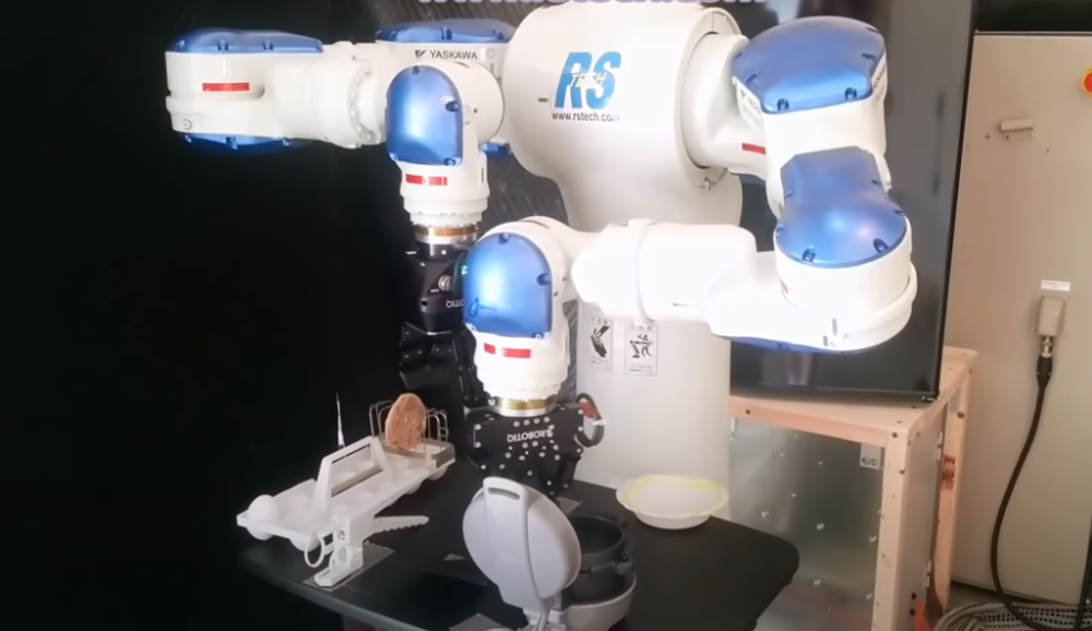 Svi odgovaraju na kviz pitanja, a jedino Kinezi imaju privilegiju