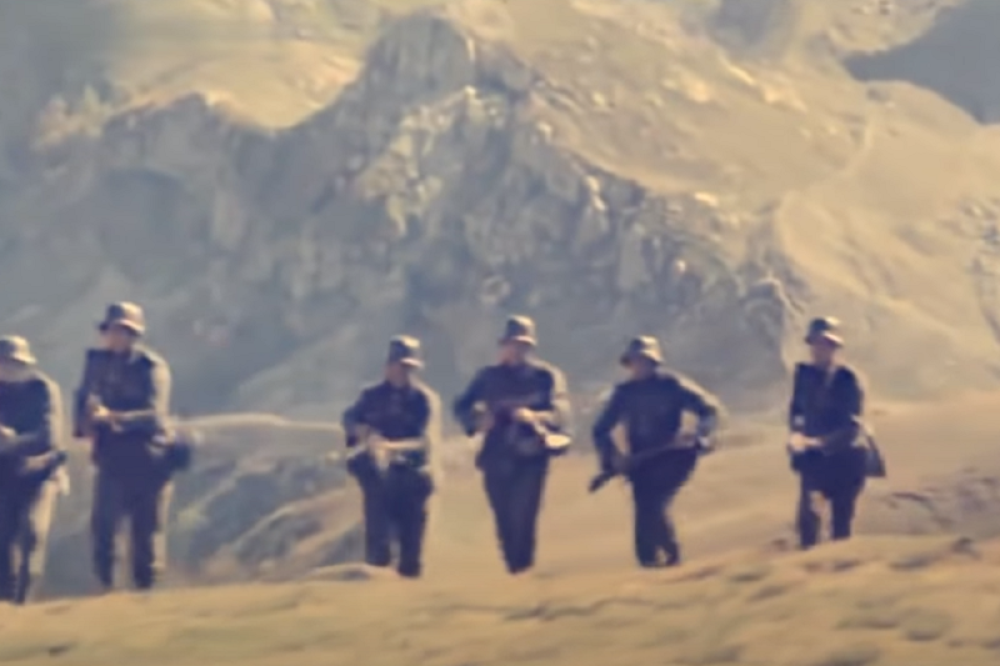 Umesto da se sećate hiljada Dalmatinaca poginulih na Sutjesci, vi lijete suze za ustaškim koljačma iz Jasenovca! (VIDEO)