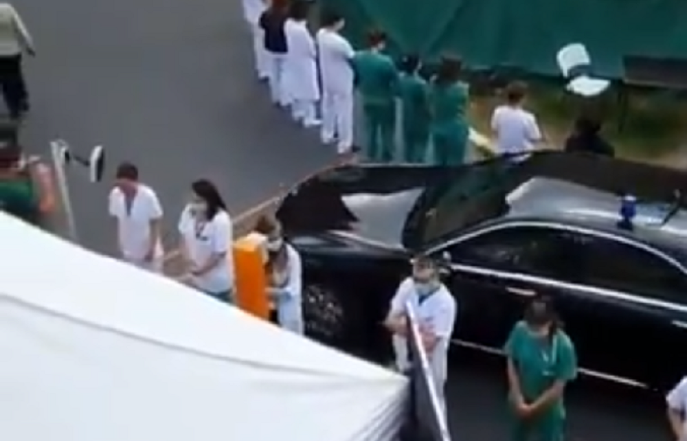 Belgijska premijerka posetila bolnicu u Briselu, a onda doživela najveću neprijatnost u životu (VIDEO)