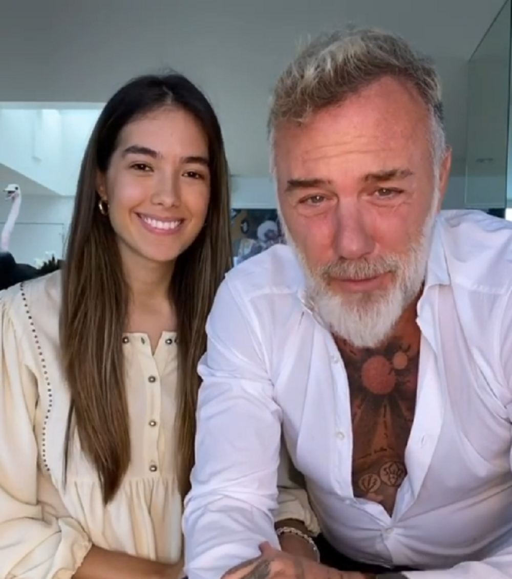 Milioner (52) čeka dete sa 27 godina mlađom devojkom: Ponosna misica pokazala trudnički stomak! (FOTO)