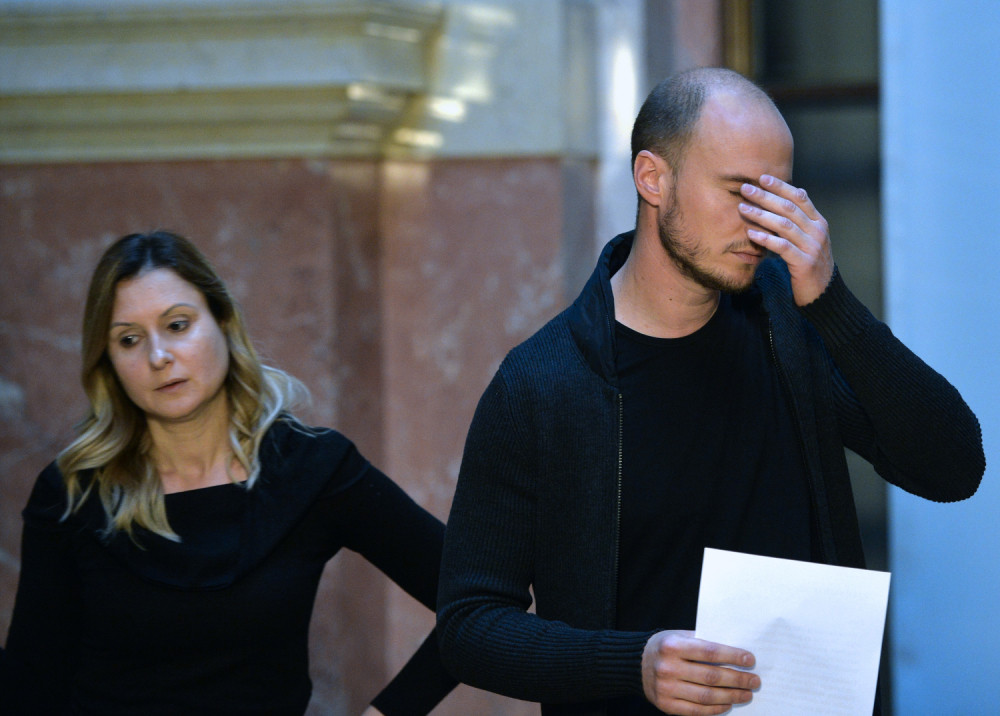 Policija saslušava Aleksandru Jerkov zbog prijave Lutovca