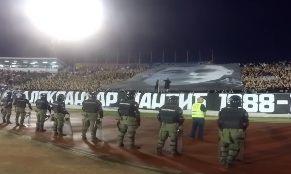 Ubijen zbog grafita, sestra očajna zbog presude: "Moj brat se sam ubio udarcima šipkom u glavu?!" (VIDEO)