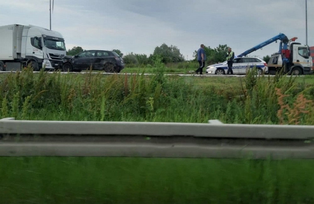 Lančani sudar na Ibarskoj magistrali, otežan saobraćaj ka Rušnju