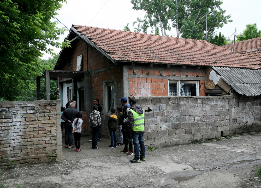 Porodični sukob eskalirao metkom: Otac izvadio lovačku pušku, komšije reagovale!